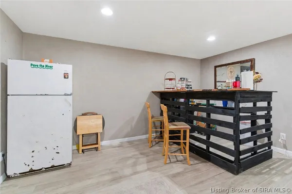 $435,000 | 1117 Lakeview Drive, Borden, IN 47106