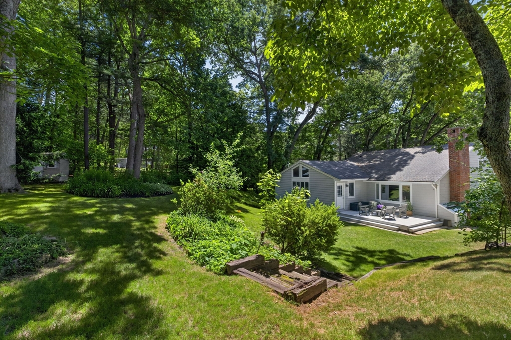 5 Holbrook Road Wayland, MA 01778 - Photo 23 of 24