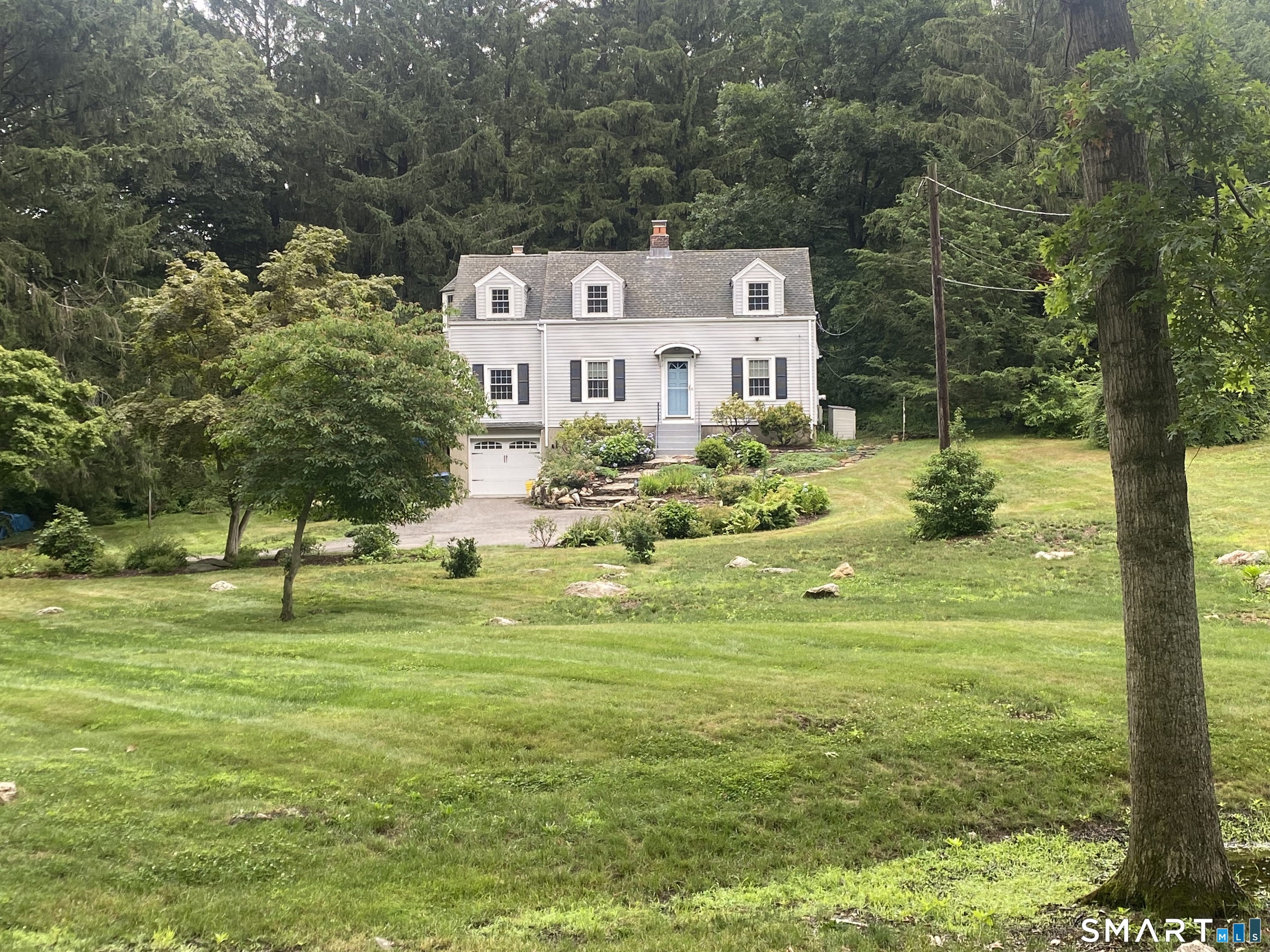 1003 Garden Road Orange, CT 06477 - Photo 2 of 17
