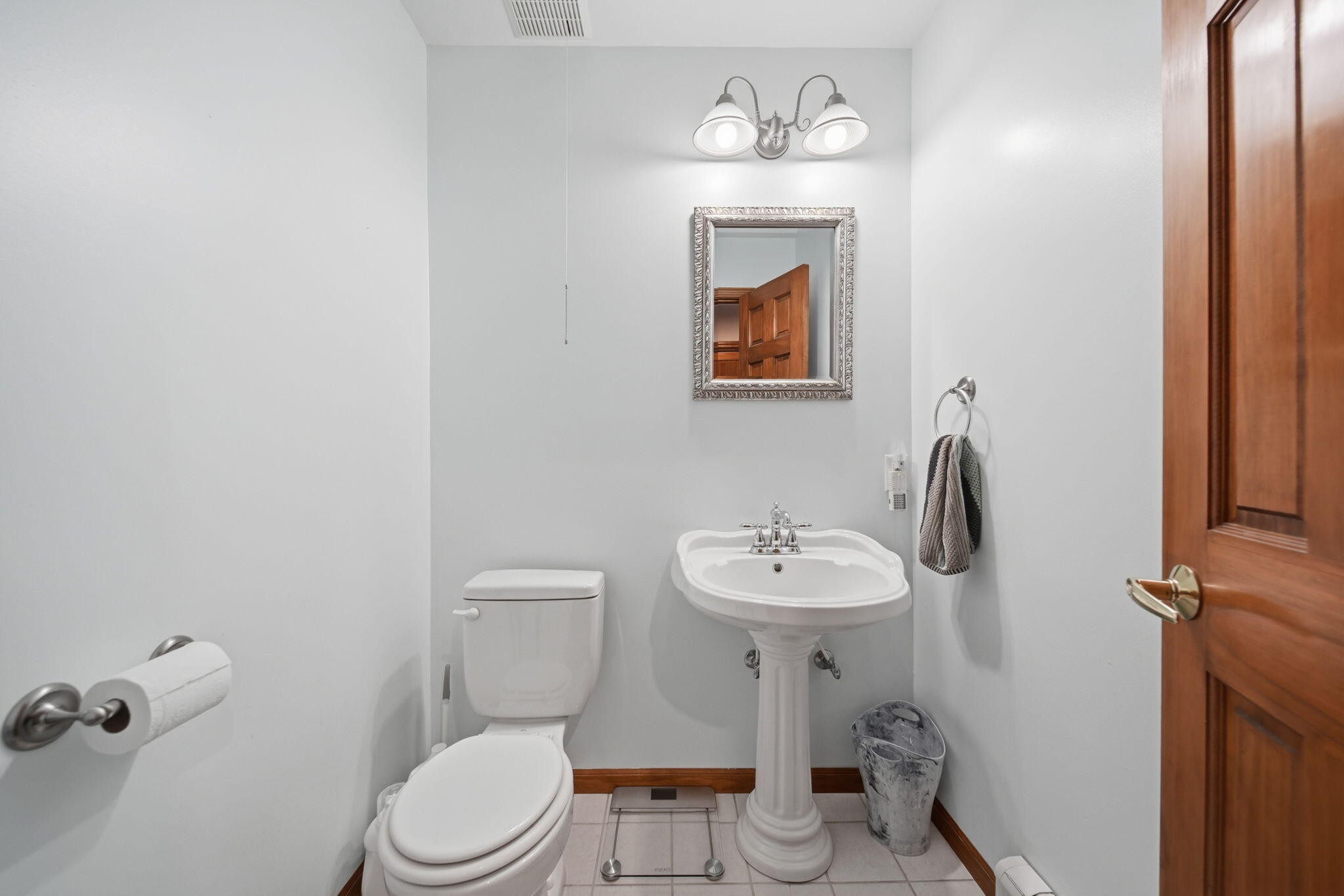 7155 Bayview Road Jackson, MI 49201 - Photo 27 of 67 27-web-or-mls-DSC00229
