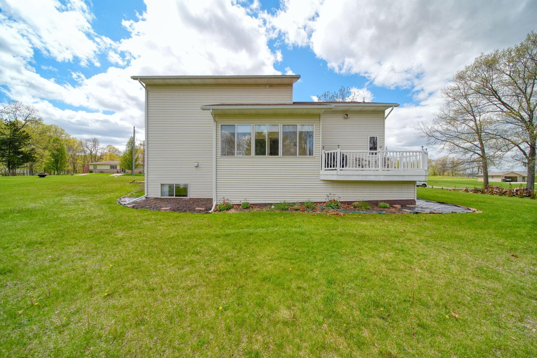 7155 Bayview Road Jackson, MI 49201 - Photo 52 of 67 54-web-or-mls-DSC00282_HDR
