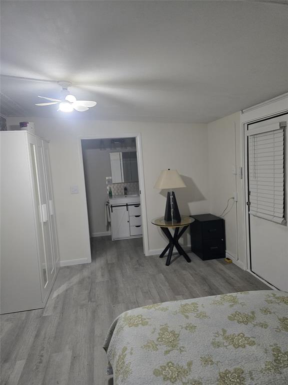 2321 Southwest 87th Terrace Davie, FL 33324 - Photo 2 of 8 rer master bedroom