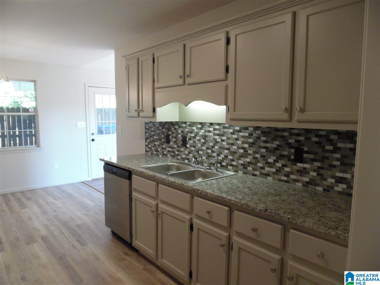 521 Warrior Drive Alabaster, AL 35007 - Photo 11 of 38
