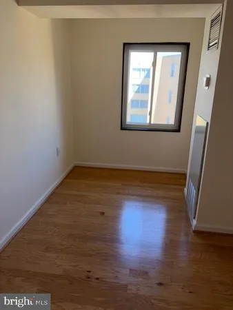$2,400 | 1718 P Street Northwest, Unit 811, Washington, DC 20036