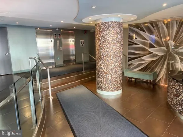$2,400 | 1718 P Street Northwest, Unit 811, Washington, DC 20036