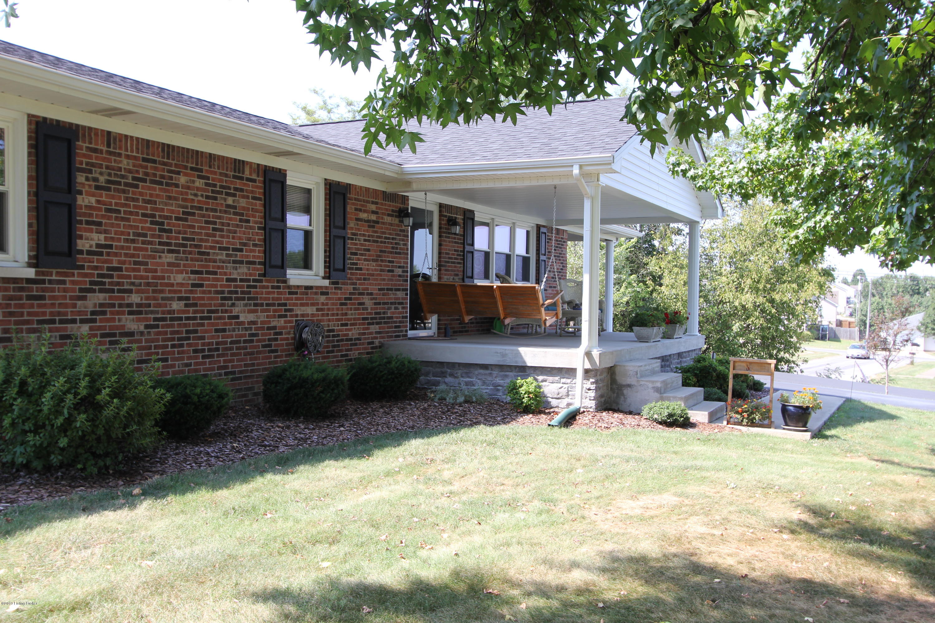 1160 Versailles Road Lawrenceburg, KY 40342 - Photo 5 of 42 Front (5)