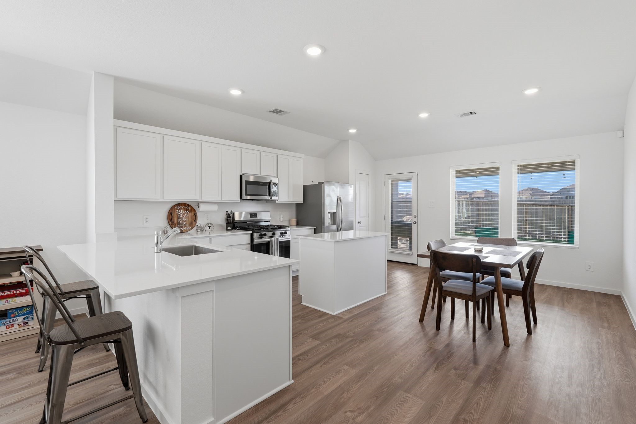 651 Spring Ashberry Court Magnolia, TX 77354 - Photo 8 of 30 Plenty of bar seating space