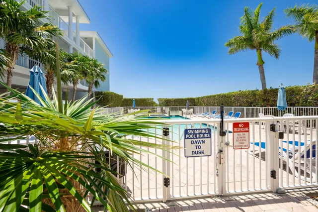 $1,290,000 | 5960 Peninsular Avenue, Unit 101, Stock Island, FL 33040