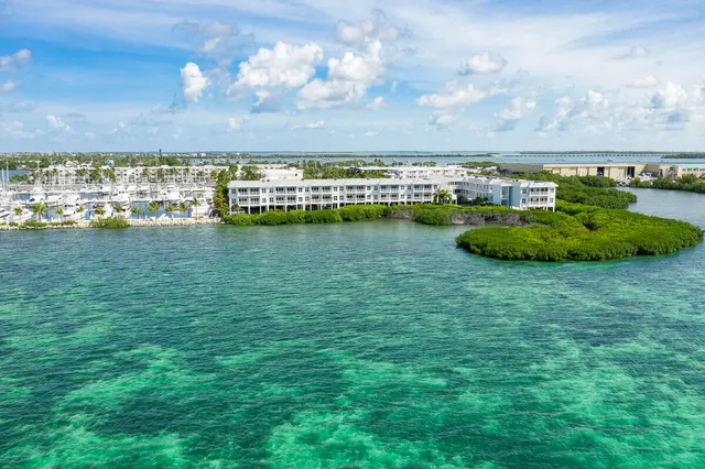 $1,290,000 | 5960 Peninsular Avenue, Unit 101, Stock Island, FL 33040