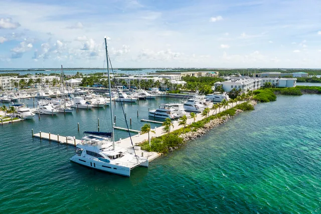 $1,290,000 | 5960 Peninsular Avenue, Unit 101, Stock Island, FL 33040