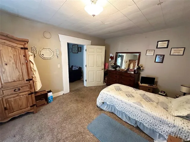 $137,500 | 124 West 3rd Avenue, Garnett, KS 66032