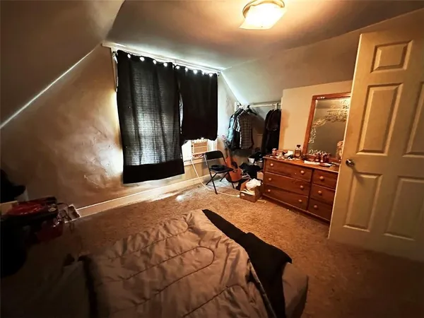 $137,500 | 124 West 3rd Avenue, Garnett, KS 66032