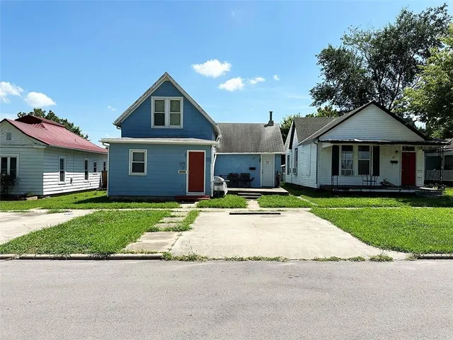 $137,500 | 124 West 3rd Avenue, Garnett, KS 66032