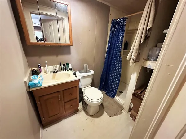 $137,500 | 124 West 3rd Avenue, Garnett, KS 66032