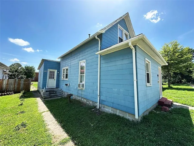 $137,500 | 124 West 3rd Avenue, Garnett, KS 66032