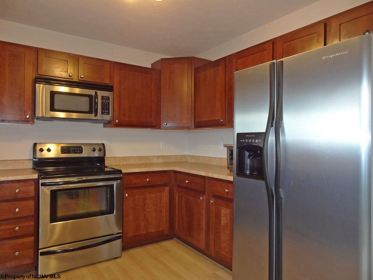 37 Pleasant Ridge Lane Morgantown, WV 26508 - Photo 9 of 20 Gallery Image 9