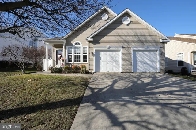 $450,000 | 106 Nathan Hale Drive, Woodbury, NJ 08096