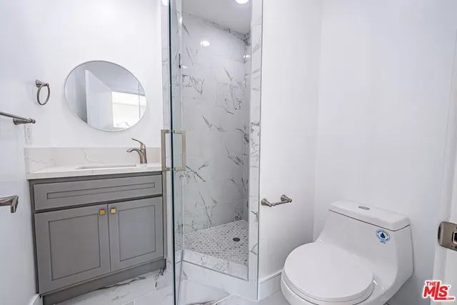 $4,579 | 2057 1/2 South Garth Avenue, Los Angeles, CA 90034