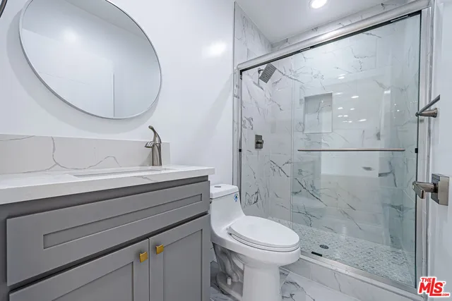 $4,579 | 2057 1/2 South Garth Avenue, Los Angeles, CA 90034