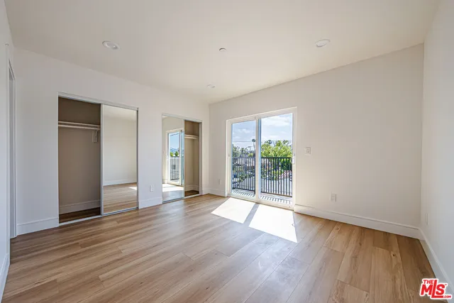 $4,579 | 2057 1/2 South Garth Avenue, Los Angeles, CA 90034