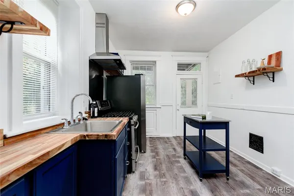 $129,900 | 4219 Red Bud Avenue, St. Louis, MO 63115