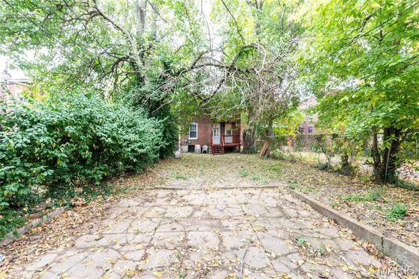 $129,900 | 4219 Red Bud Avenue, St. Louis, MO 63115