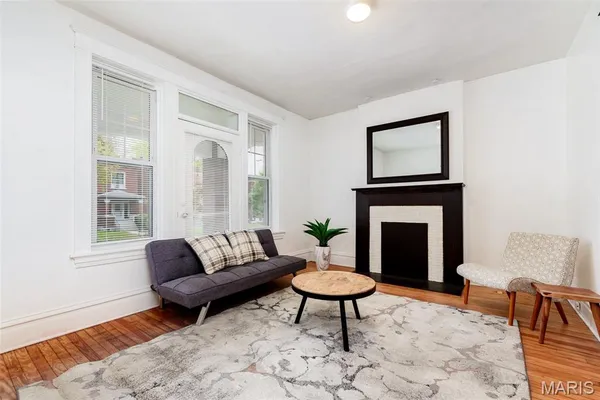 $129,900 | 4219 Red Bud Avenue, St. Louis, MO 63115