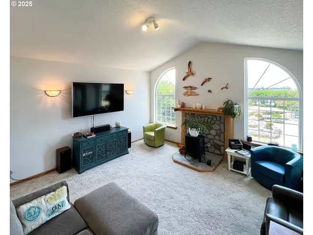 $479,000 | 30517 K Place, Ocean Park, WA 98640