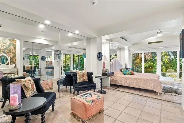 $8,500 | 792 108th Avenue North, Naples, FL 34108