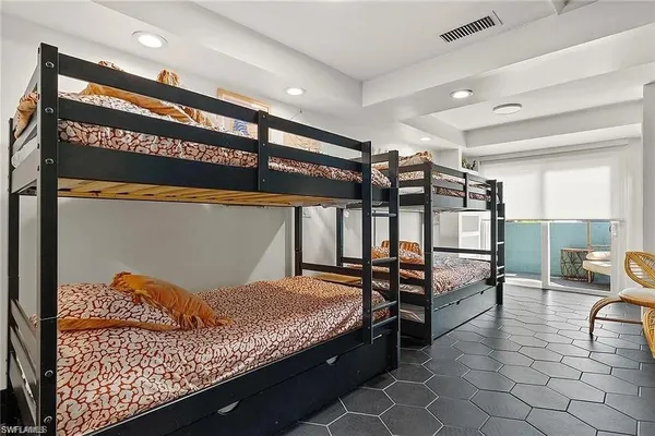 $8,500 | 792 108th Avenue North, Naples, FL 34108