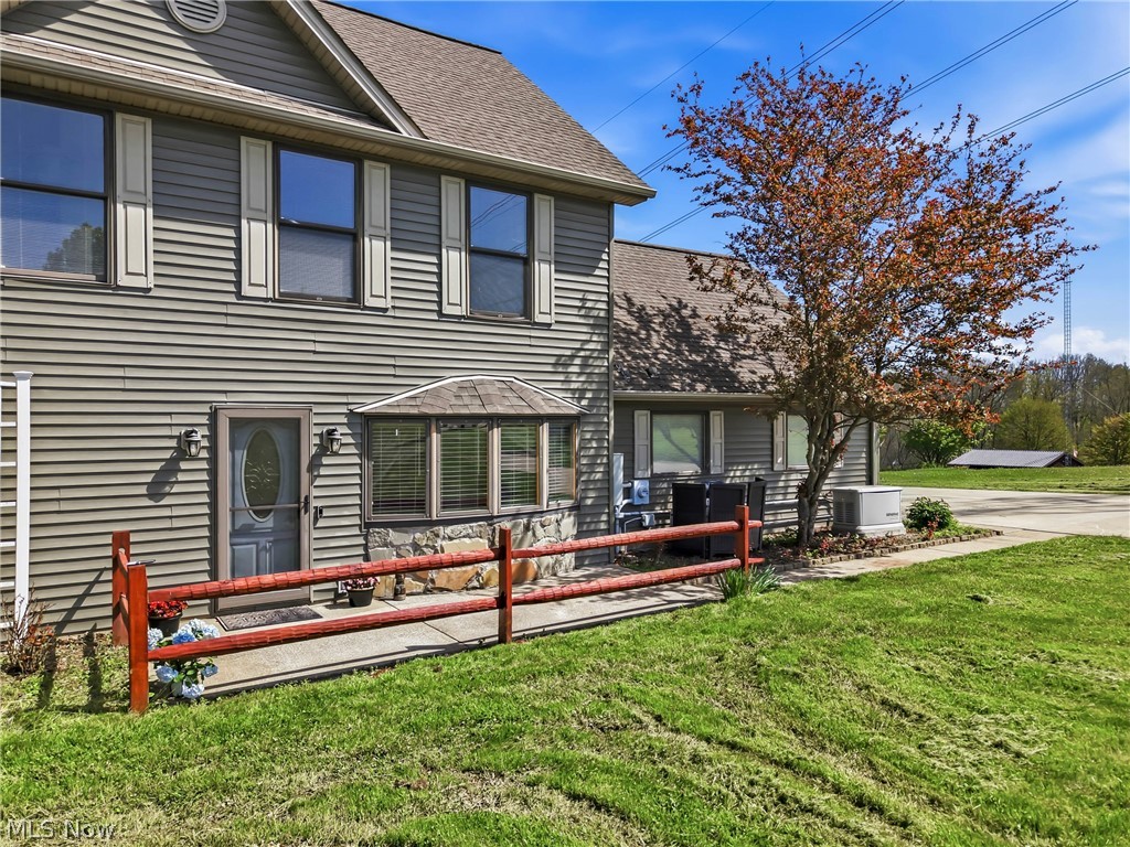 10328 Leffingwell Road Canfield, OH 44406 - Photo 5 of 45