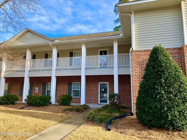 $1,200 | 2227 Locksley Woods Drive, Unit G, Greenville, NC 27858