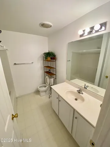 $1,200 | 2227 Locksley Woods Drive, Unit G, Greenville, NC 27858