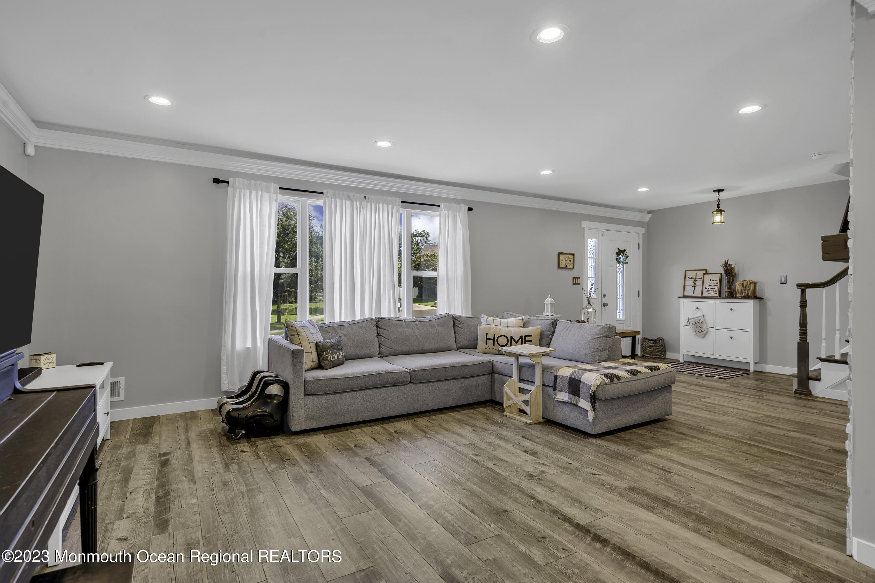 40 Netty Street Howell, NJ 07731 - Photo 4 of 41 a living room with furniture and a wooden floor