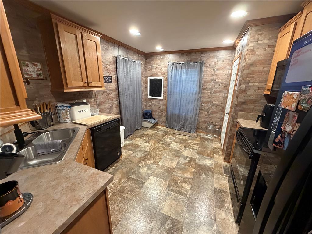 12 Springridge Road Bath, PA 18014 - Photo 61 of 61 Functional kitchen with ample cabinet space and durable flooring.
