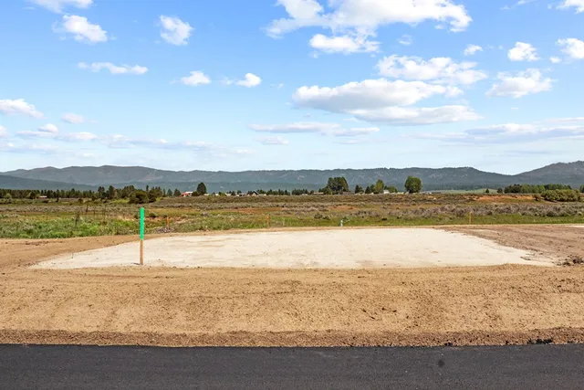 $140,000 | L10-b2 L10-b2 River, Unit 10, Cascade, ID 83611