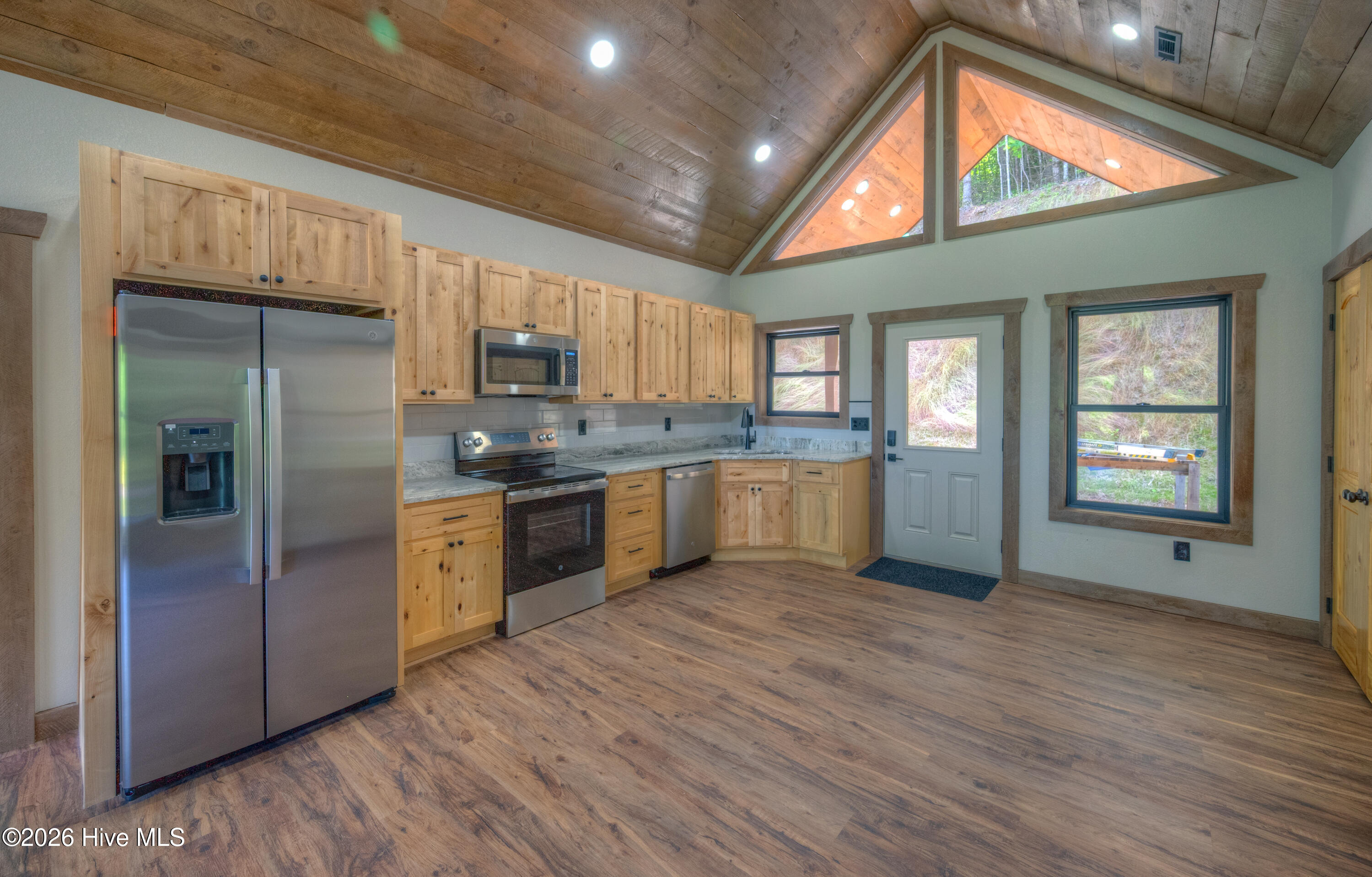 243 Butterball Boulevard Murphy, NC 28906 - Photo 3 of 32