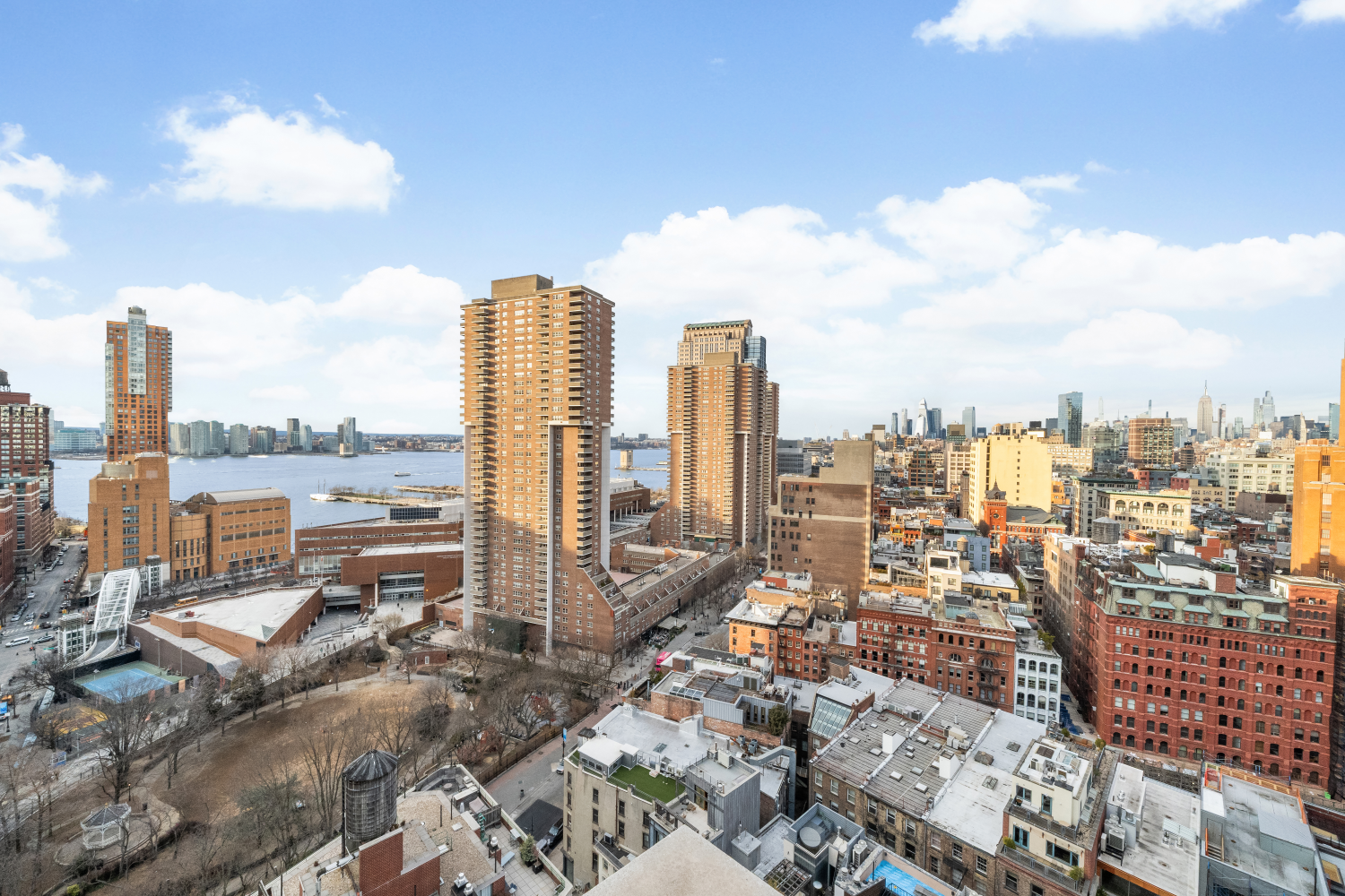 143 Reade Street, Unit PH Manhattan, NY 10013 - Photo 28 of 30 a picture of city view