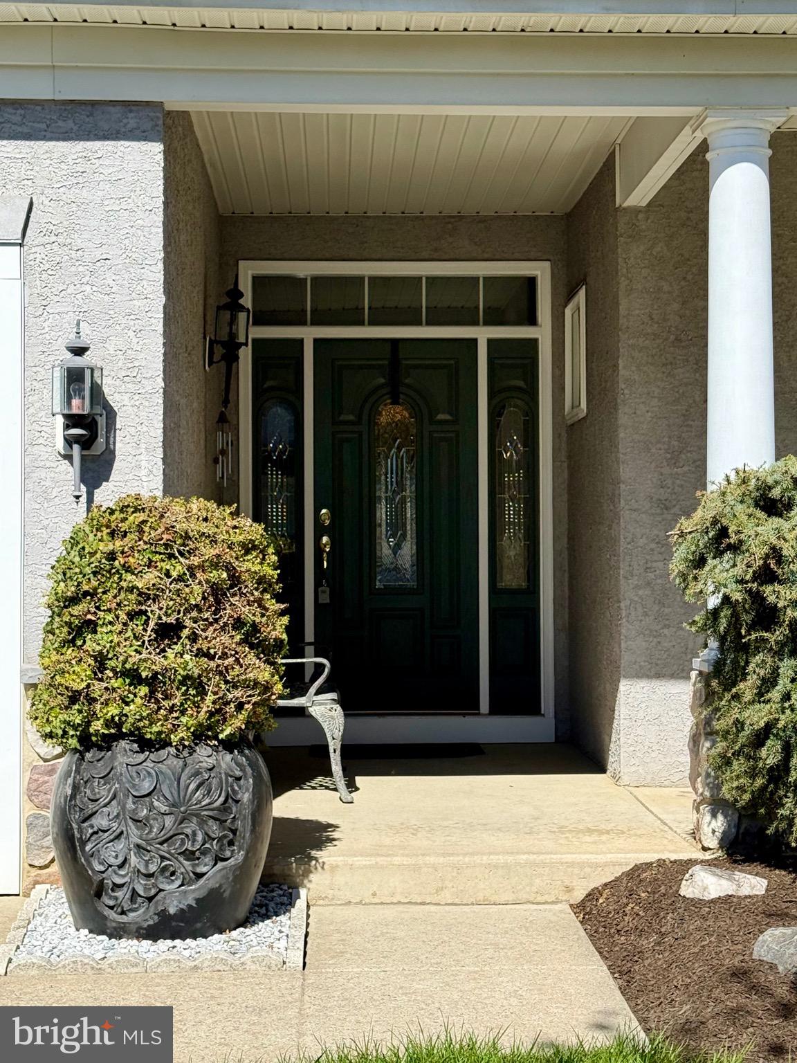 9 McCay Way Delanco, NJ 08075 - Photo 2 of 4 Upgraded entry door!