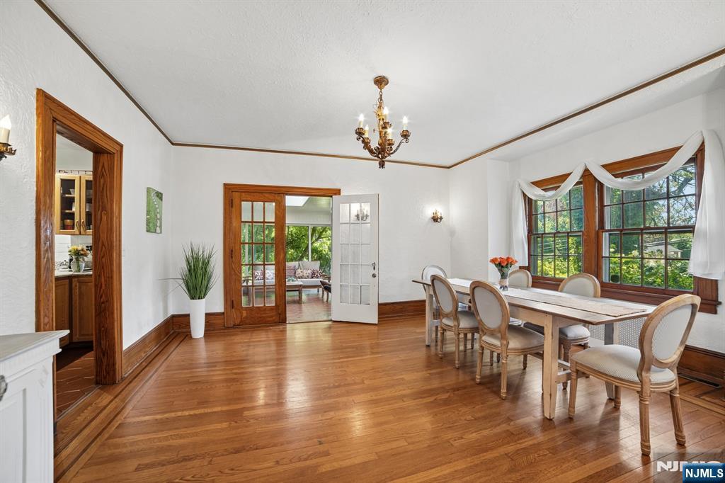 157 Sussex Road Tenafly, NJ 07670 - Photo 8 of 50
