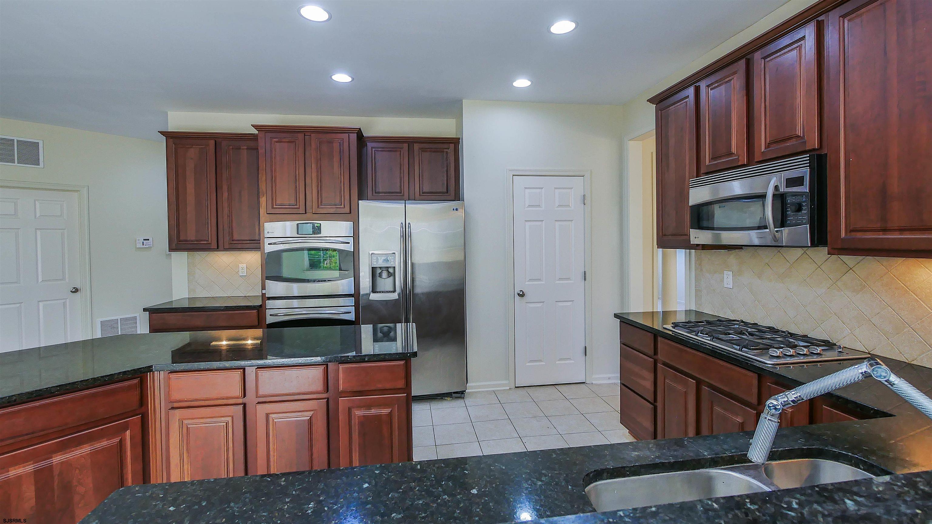 8 Renaissance Mays Landing, NJ 08330 - Photo 16 of 48 Gallery Image 16