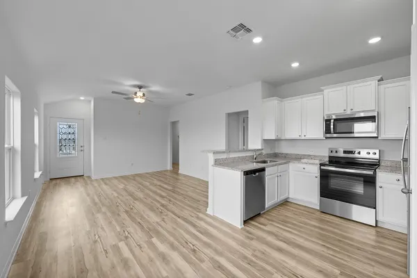 $262,900 | 14404 Wahlbergs Way, Elgin, TX 78621