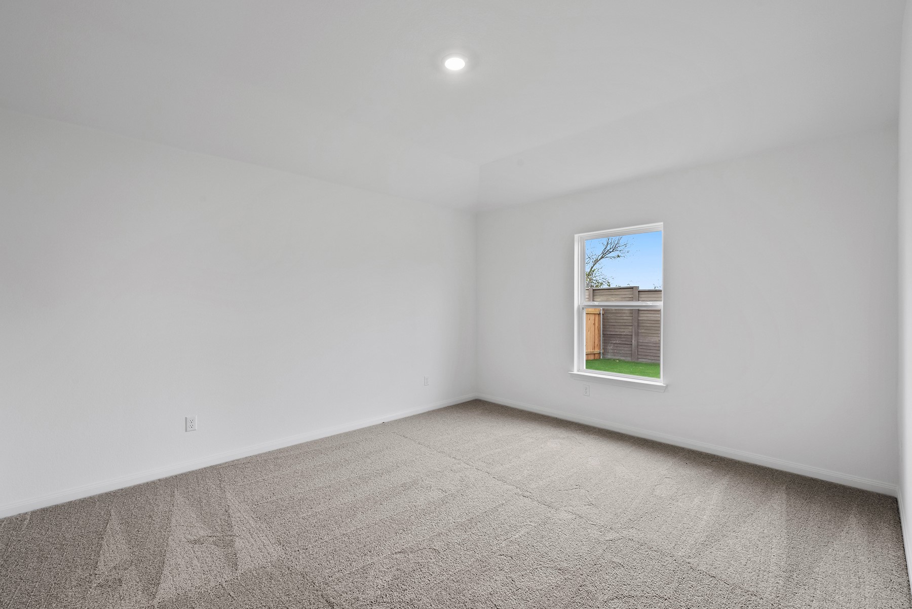 14404 Wahlbergs Way Elgin, TX 78621 - Photo 5 of 10