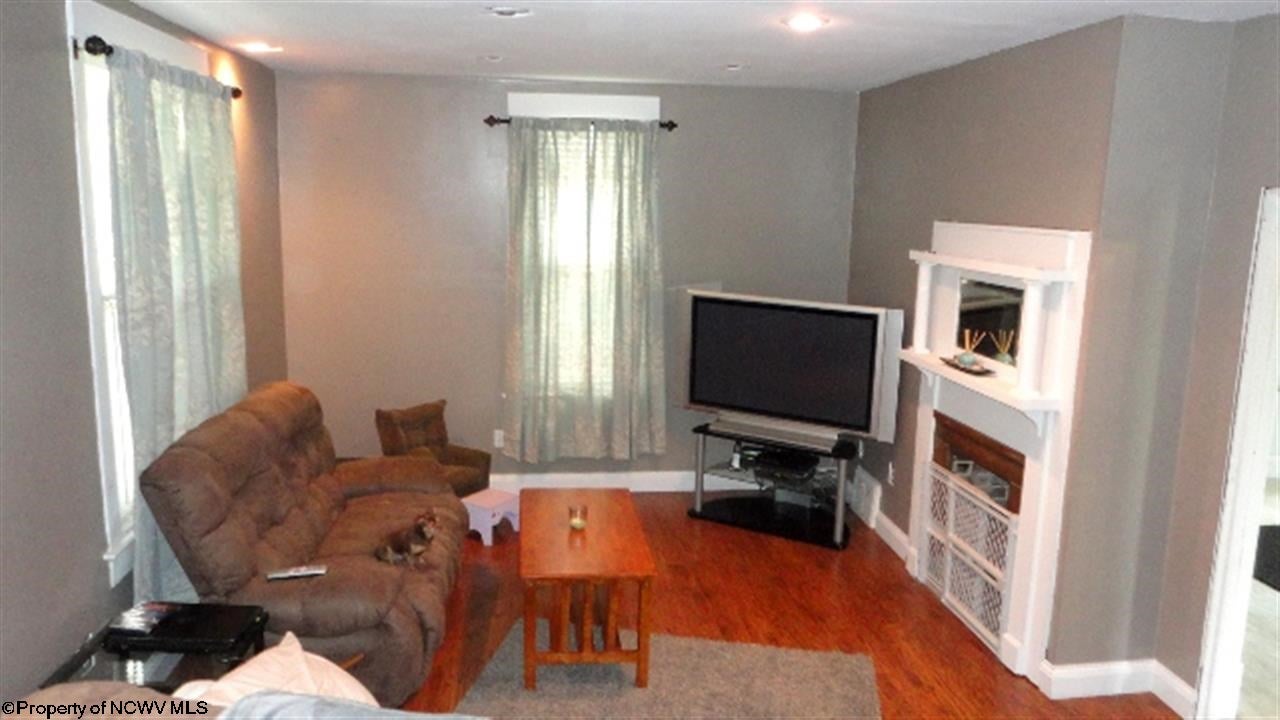 91 Robinson Run Road Maidsville, WV 26541 - Photo 4 of 20 Gallery Image 4