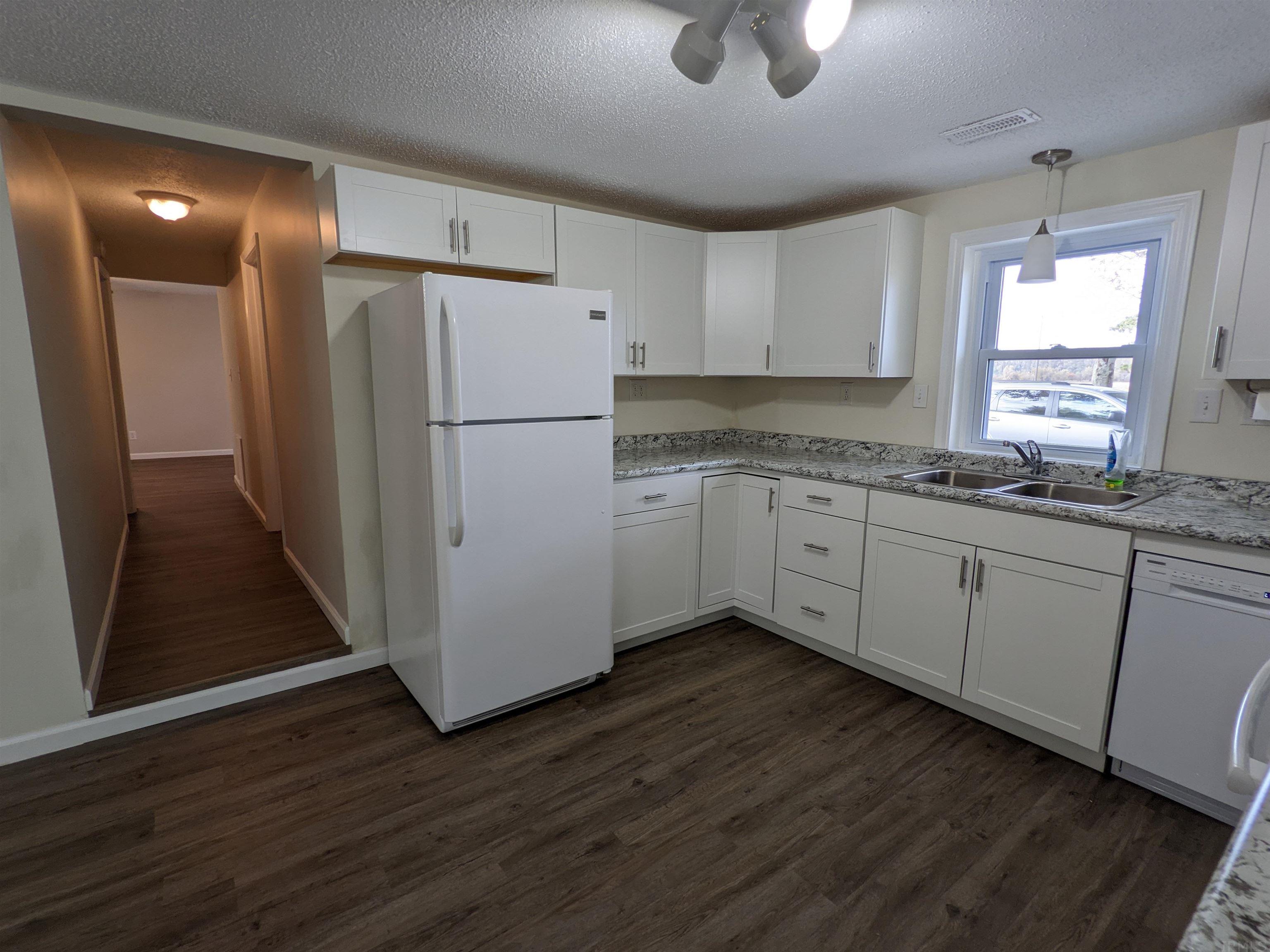 1020 Bloomfield Road Plainville, IN 47568 - Photo 11 of 20 Gallery Image 11