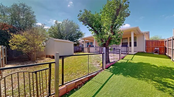 $300,000 | 1401 Oak Hollow Lane, Anna, TX 75409