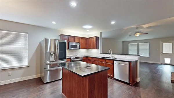 $300,000 | 1401 Oak Hollow Lane, Anna, TX 75409