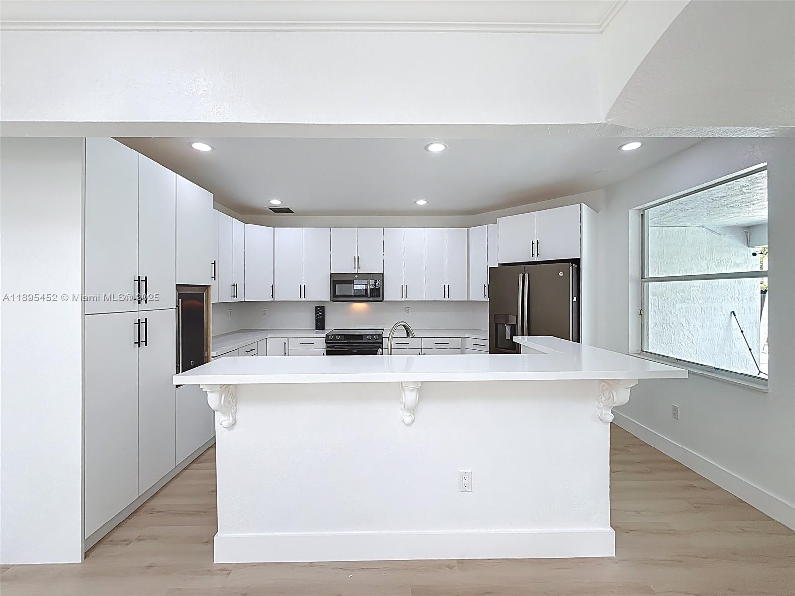 16491 Southwest 64th Terrace Miami, FL 33193 - Photo 13 of 48