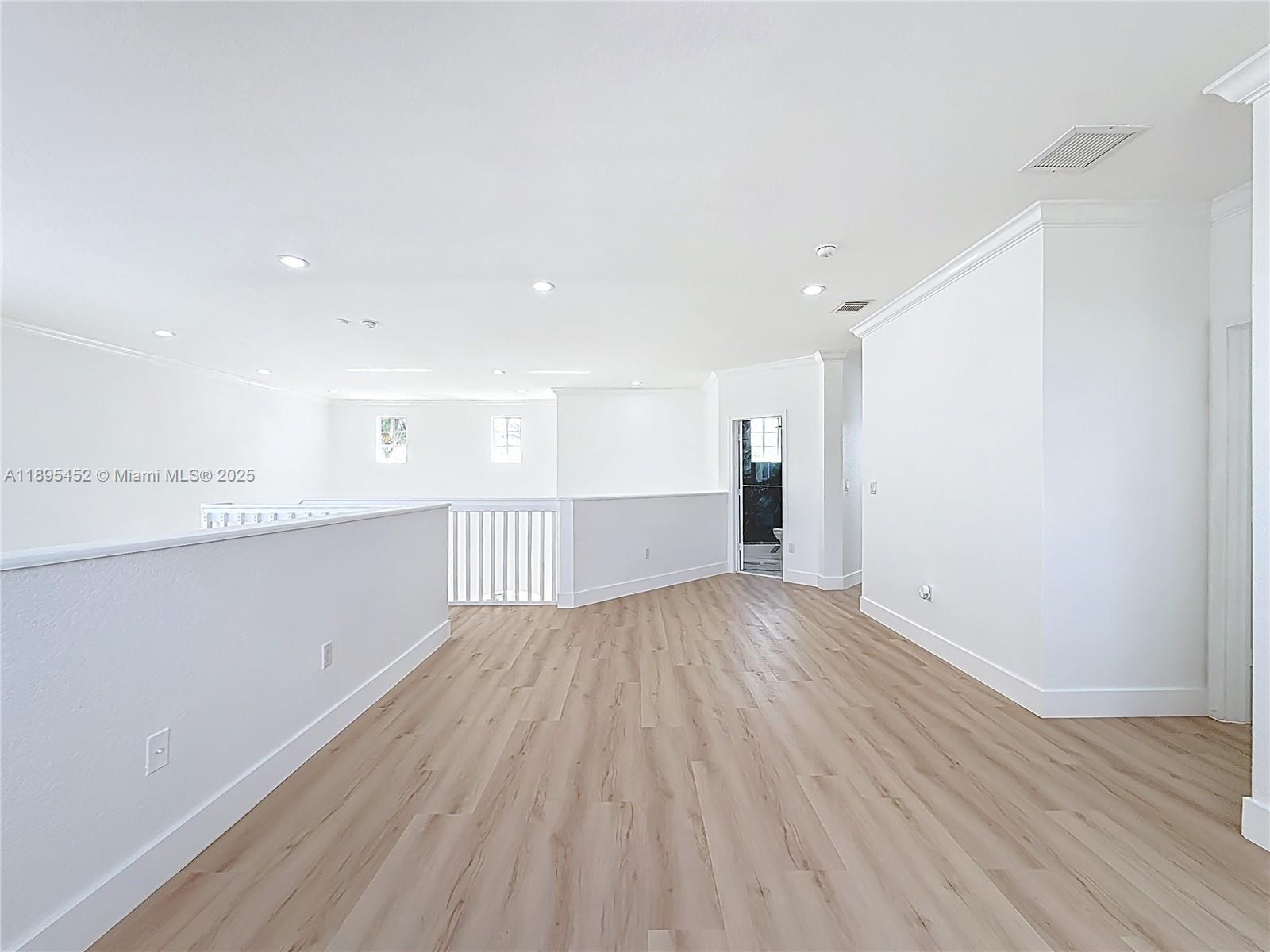 16491 Southwest 64th Terrace Miami, FL 33193 - Photo 32 of 48