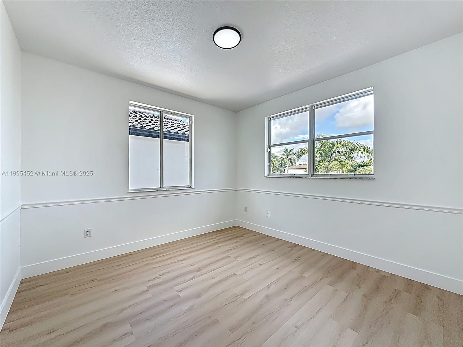 16491 Southwest 64th Terrace Miami, FL 33193 - Photo 33 of 48